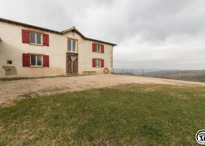 Le Des Oiseaux Holiday home Montbernard