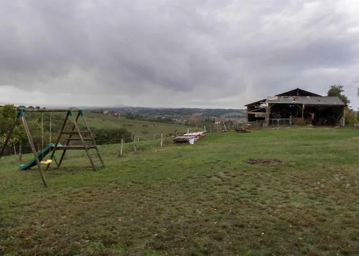Le Des Oiseaux Holiday home Montbernard