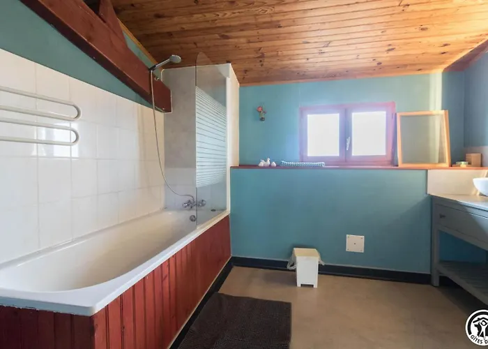 Le Des Oiseaux Montbernard